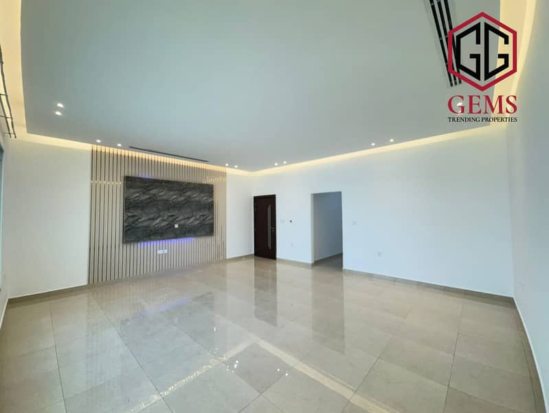 HUGE AREA | SERVANT BLOCK | PRIVATE POOL | GARDEN - Image 6