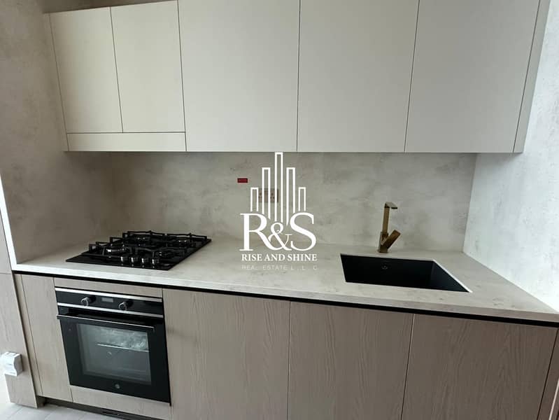 Binghatti Phoenix, Jumeirah Village Circle, Dubai