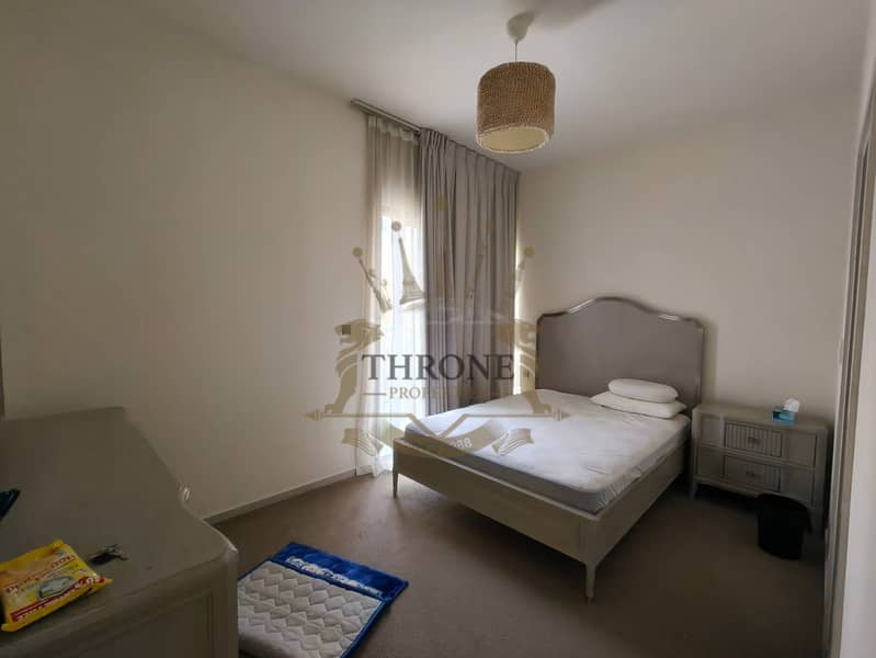 R2EM - SIngle Row - Vacant - Unfurnished - Image 11