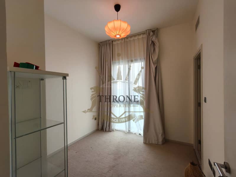 R2EM - SIngle Row - Vacant - Unfurnished - Image 15