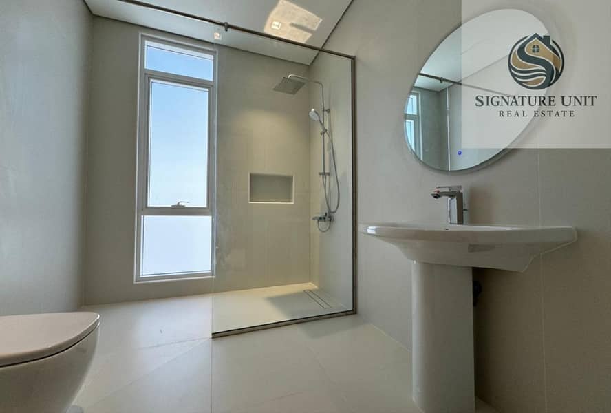 | MODERN DESIGN | GREAT LOCATION | READY TO MOVE | - Image 12