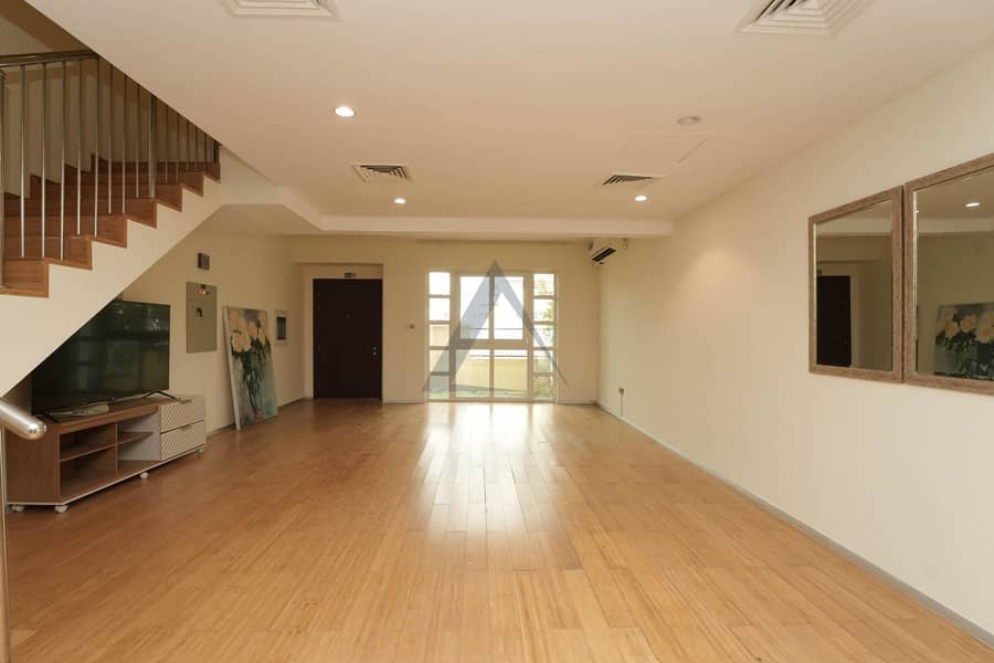 Fully Renovated | Unfurnished | Private Garden - Image 9