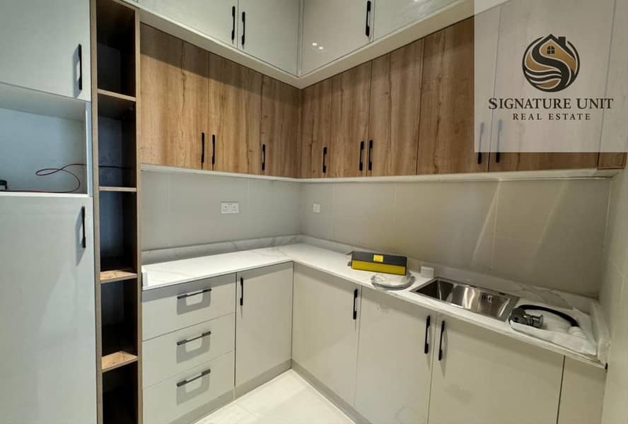 | MODERN DESIGN | GREAT LOCATION | READY TO MOVE | - Image 16