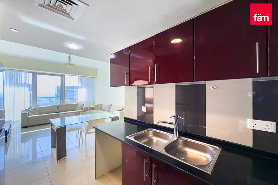 Unfurnished | Park View | Close to Tram - Image 11