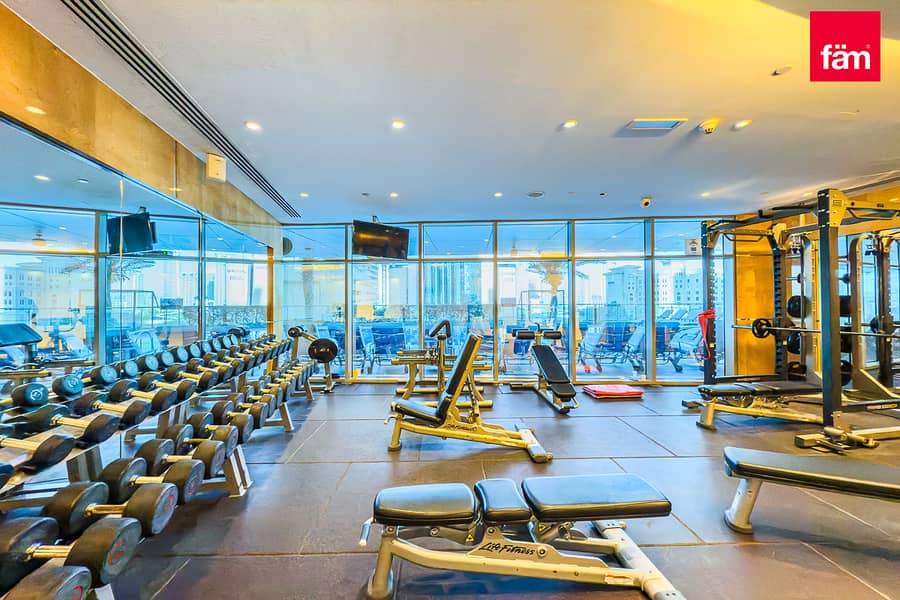 Unfurnished | Park View | Close to Tram - Image 23