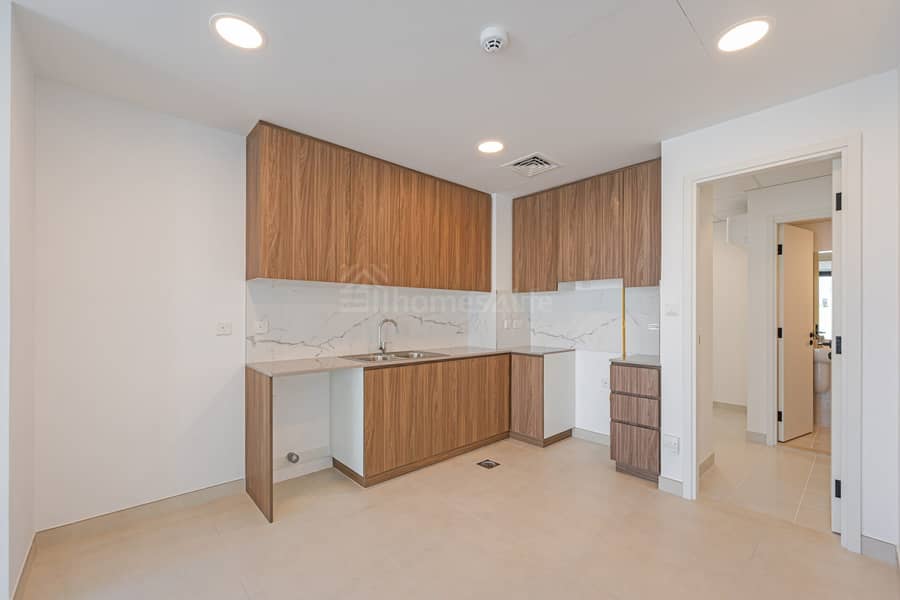 MODERN 3BEDROOM | POOL & PARK FACING | MESSAGE US