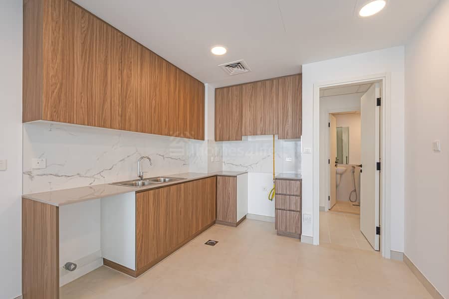 MODERN 3BEDROOM | POOL & PARK FACING | MESSAGE US