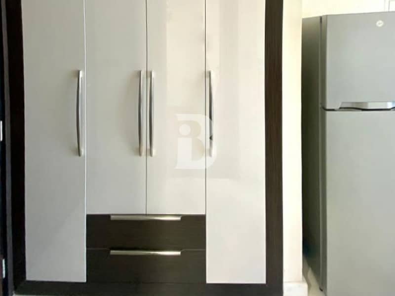 IDEAL STUDIO | HIGH FLOOR | CANAL VIEW | VACANT - Image 7