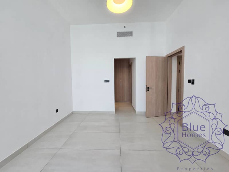 Good size 2BD stunning layout ready to move in - Image 10