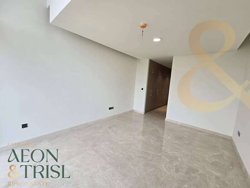 Super Corner | Park Backing | Sky Terrace Villa - Image 15