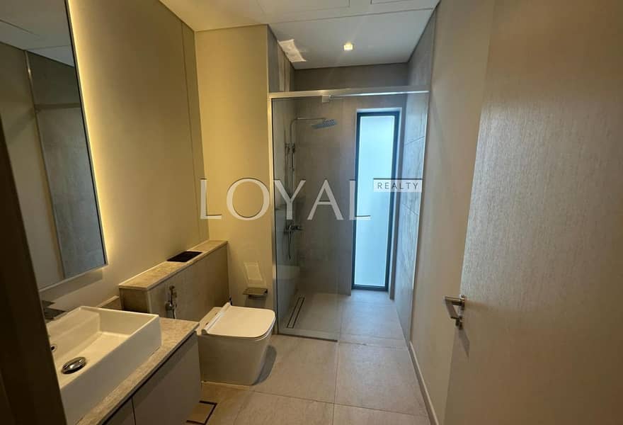 Lowest price | Last unit | Near pool - Image 13