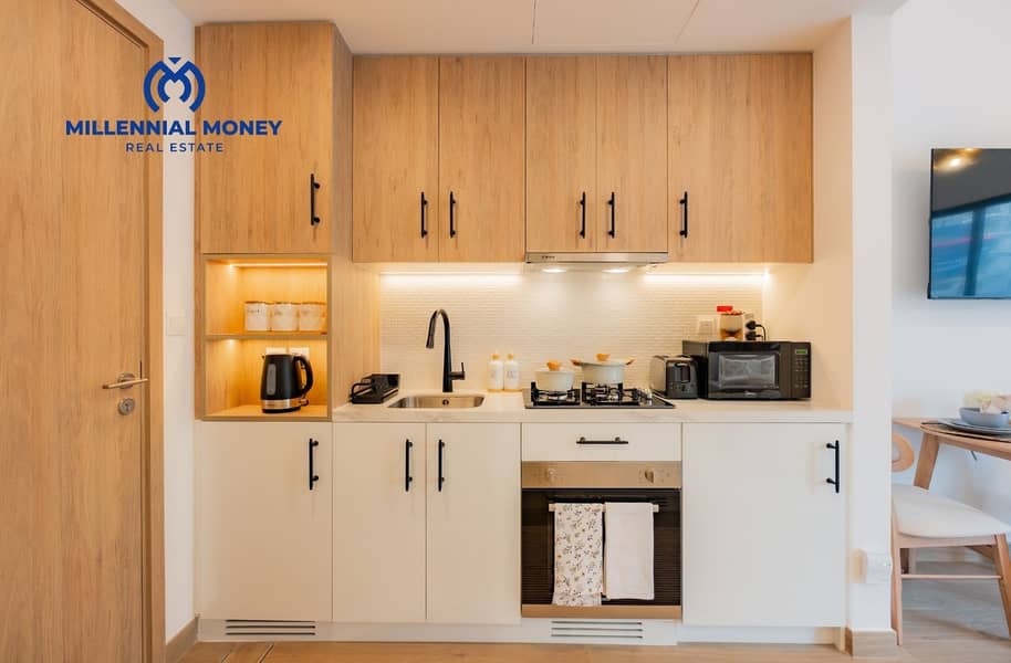 Fully Furnished | Vacant | Brand new | Ready to move - Image 6