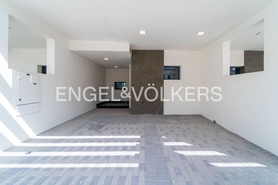 Big Layout | Just Handed Over| Single Row - Image 23