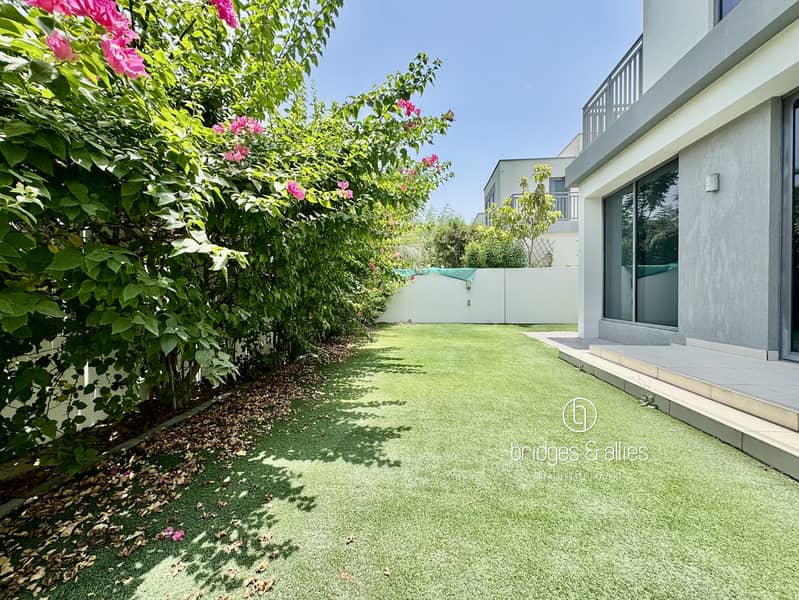 LARGE PLOT 4 BED | 2E | CORNER END VILLA | VACANT - Image 11