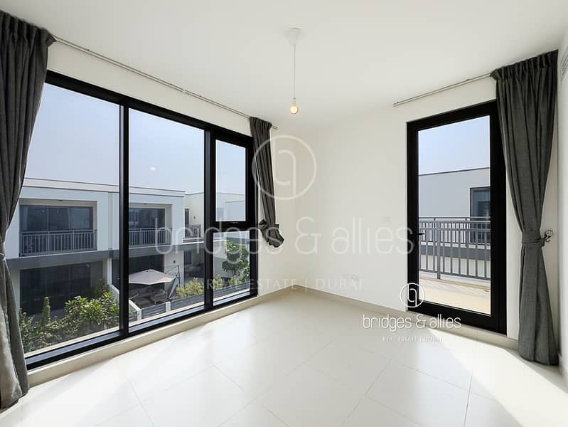 LARGE PLOT 4 BED | 2E | CORNER END VILLA | VACANT - Image 15