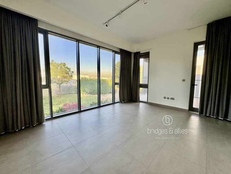 CORNER END VILLA | LARGEST PLOT | PARK BACKING - Image 14