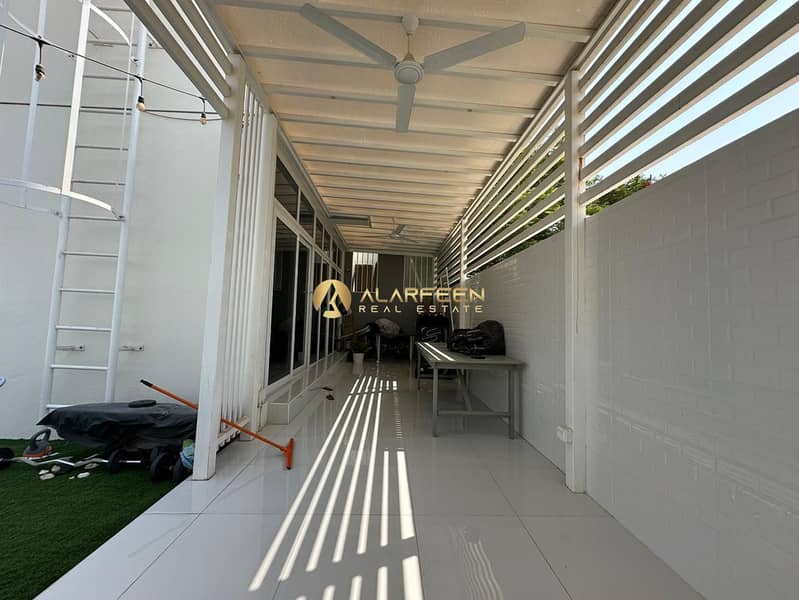 Corner | Bigger Plot | Fully Furnished |Single Row - Image 16