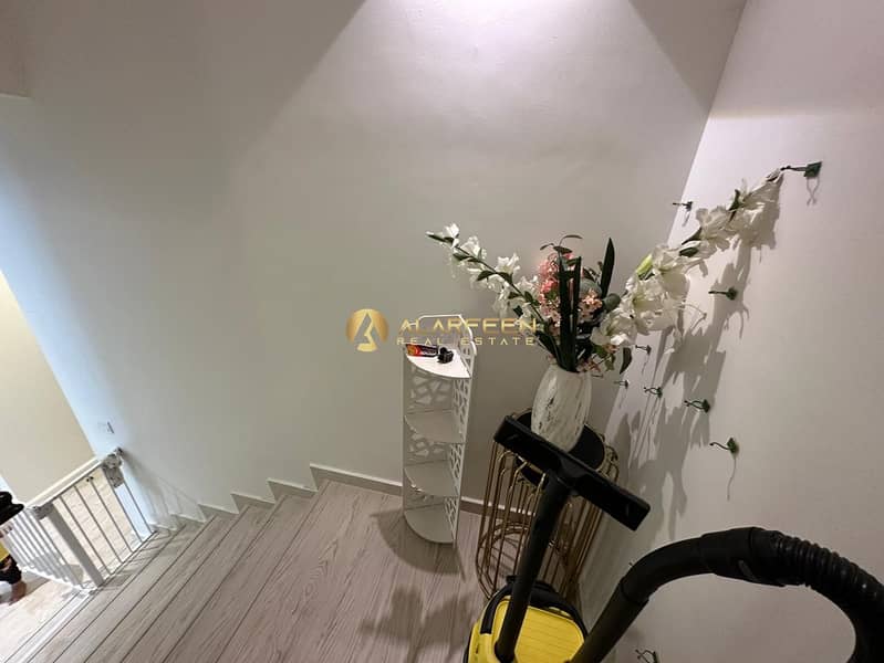 Corner | Bigger Plot | Fully Furnished |Single Row - Image 19