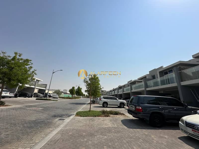 Corner | Bigger Plot | Fully Furnished |Single Row - Image 20