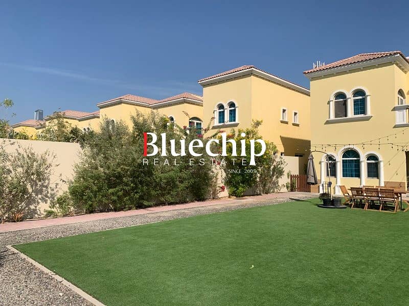 Large Plot | Well Maintained | Near Park