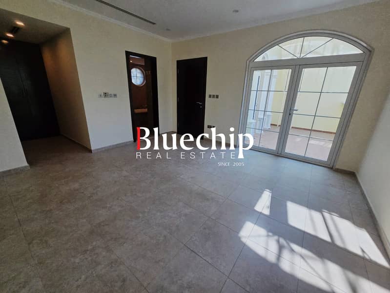 Large Plot | Well Maintained | Near Park - Image 19