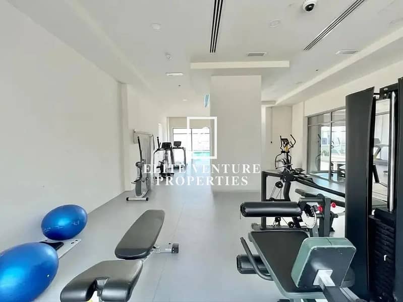 VACANT | 1 BEDROOM | PRIME LOCATION | SPACIOUS - Image 10