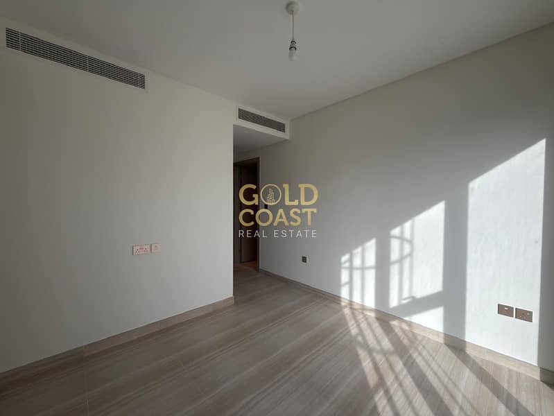 Luxury 5BR Villa with Maid & Gaming Room | 7 Baths | Park Residency 1 | DAMAC Hills 1 - Image 24