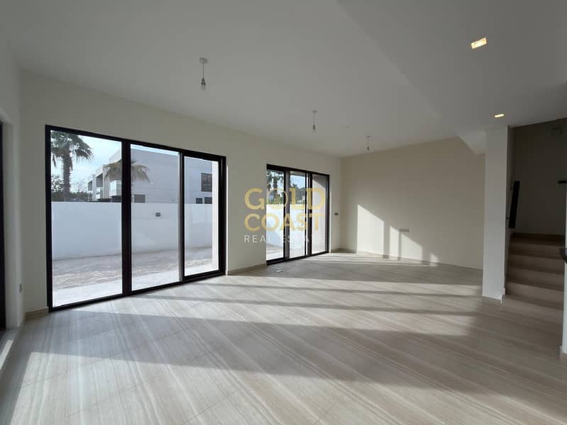 Luxury 5BR Villa with Maid & Gaming Room | 7 Baths | Park Residency 1 | DAMAC Hills 1 - Image 32