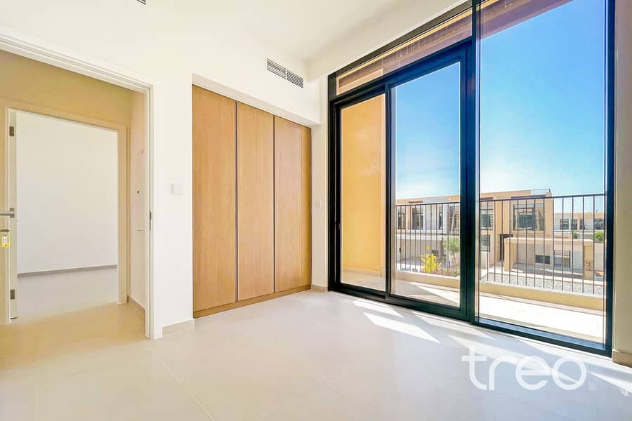 Biggest Plot | On The Pool | Brand New - Image 9