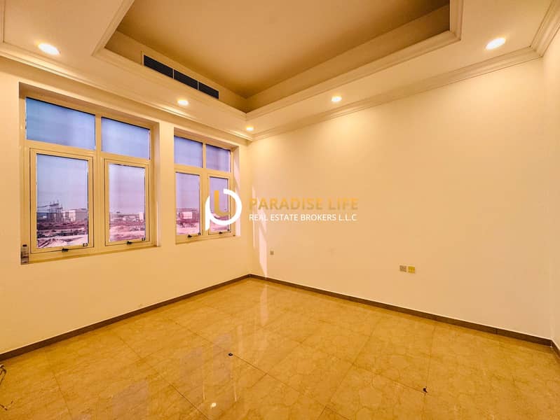 SEMI INDEPENDENT-ONE BEDROOM DOWN PLUS MAIDS CORNER UNIT AVAILABLE FOR RENT