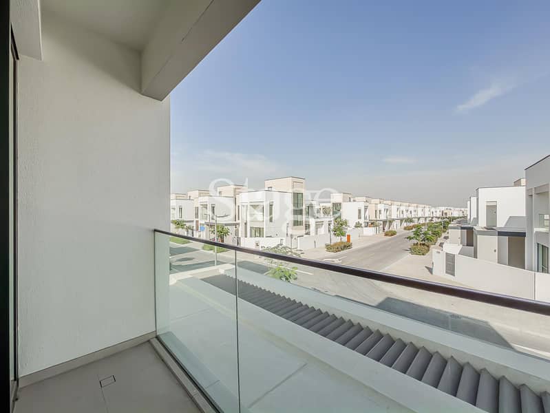 Close to Amenities | Multiple Units | Handed Over - Image 29