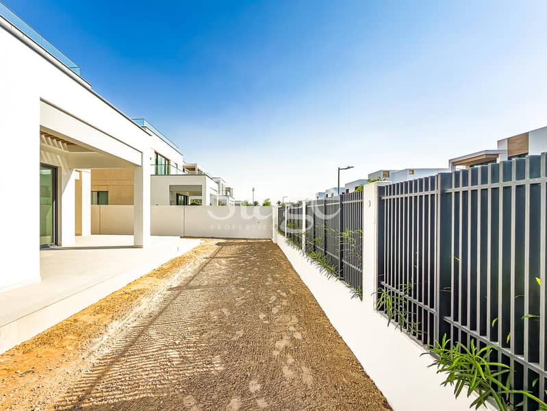 Close to Amenities | Multiple Units | Handed Over - Image 44