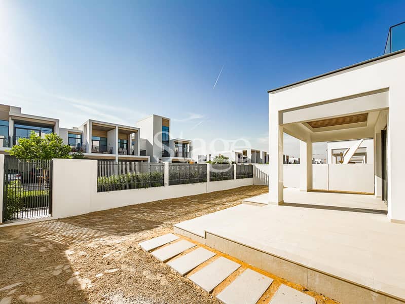 Close to Amenities | Multiple Units | Handed Over - Image 45