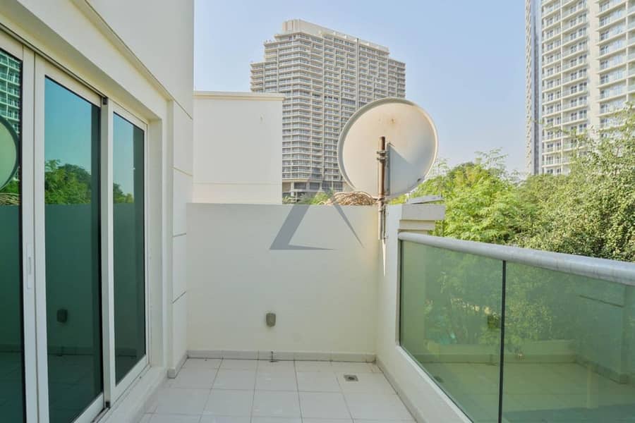 VACANT 4BR WITH MAID ROOM READY TO MOVE IN