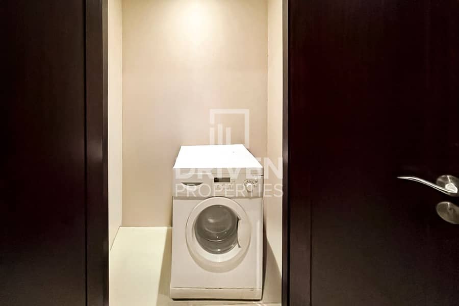 Furnished | Full Lake View | Ready to Move In - Image 10