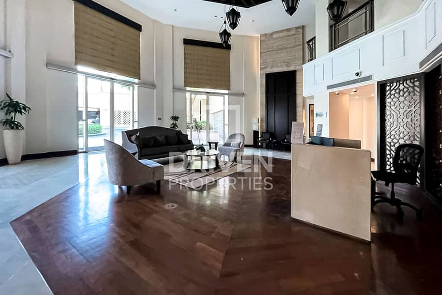 Furnished | Full Lake View | Ready to Move In - Image 11