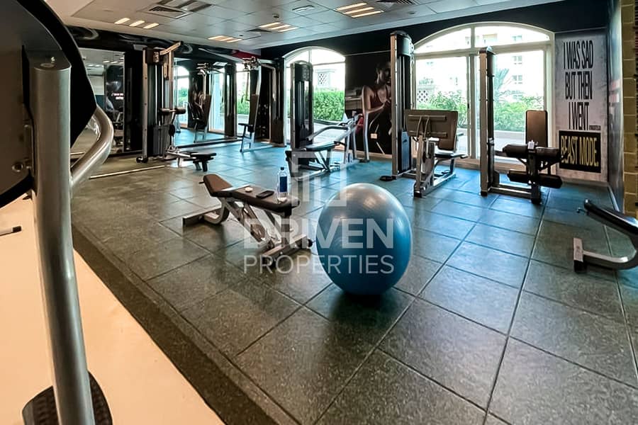 Furnished | Full Lake View | Ready to Move In - Image 14