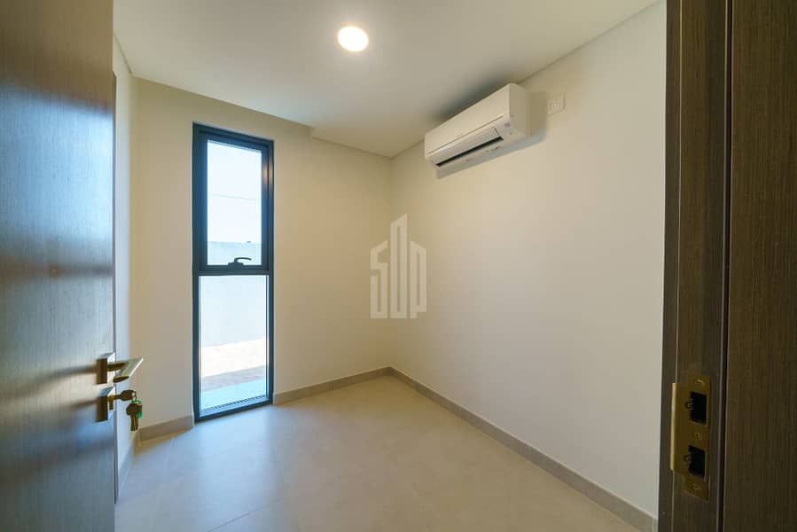 Brand New | Ready to Move-In | Stunning - Image 17