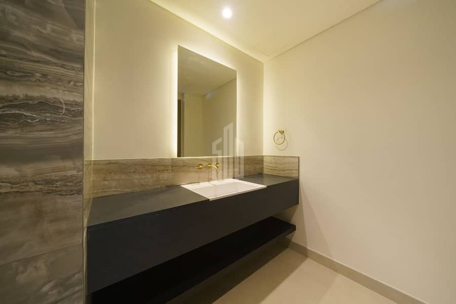 Brand New | Ready to Move-In | Stunning - Image 25