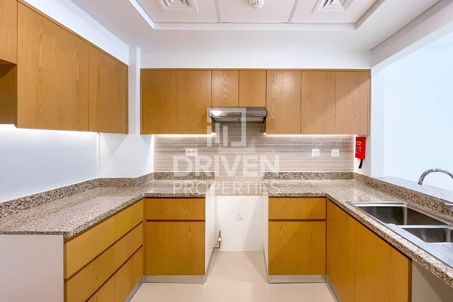 Full Burj Khalifa View | Rare Unit | Best Price - Image 6