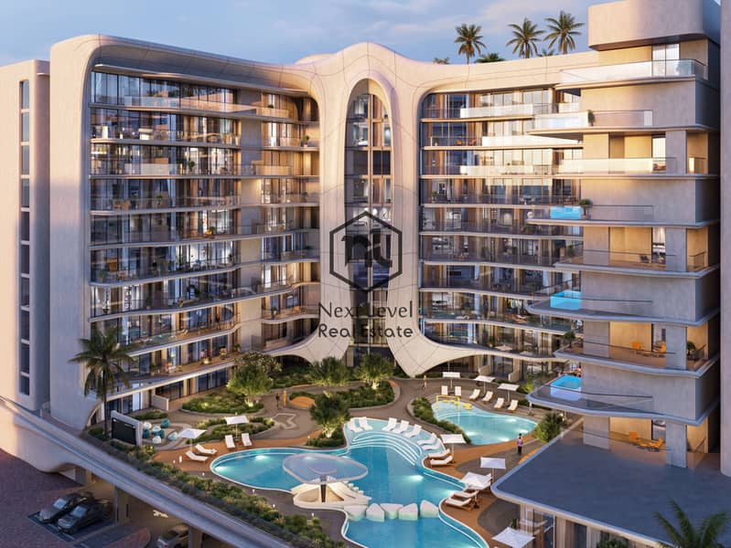 2 Beverly Grande 2. jpg