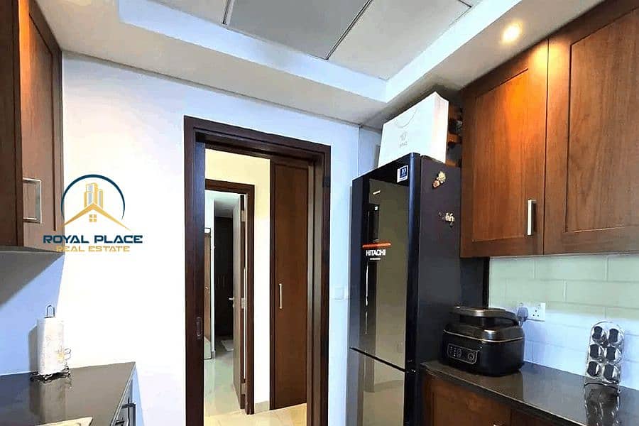 Spacious | Luxury Living | Prime Location | High Floor - Image 8