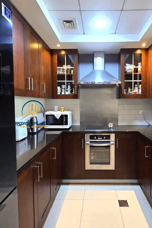 Spacious | Luxury Living | Prime Location | High Floor - Image 11