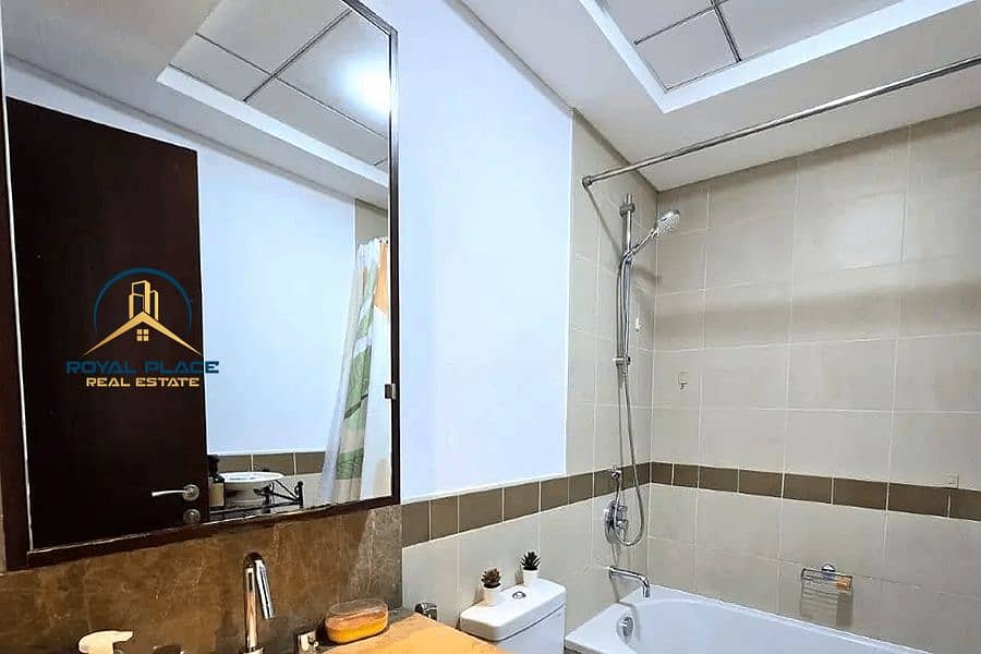 Spacious | Luxury Living | Prime Location | High Floor - Image 18