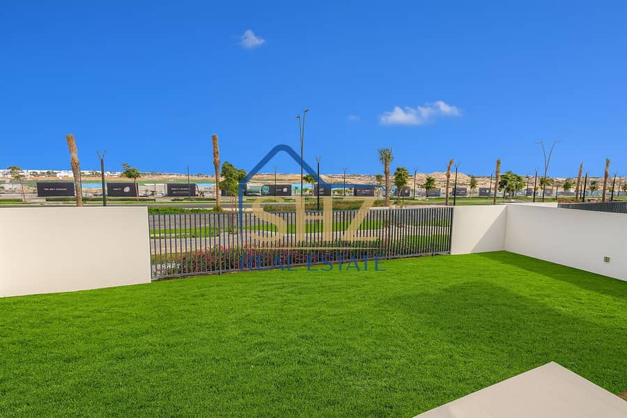 Single Row | Golf View | Facing Pool | Ready | - Image 25