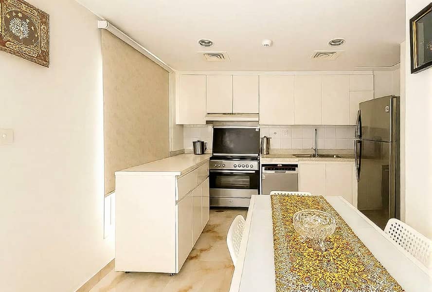 Furnished 2BR + Study Room Villa |Prime Family Living - Image 9