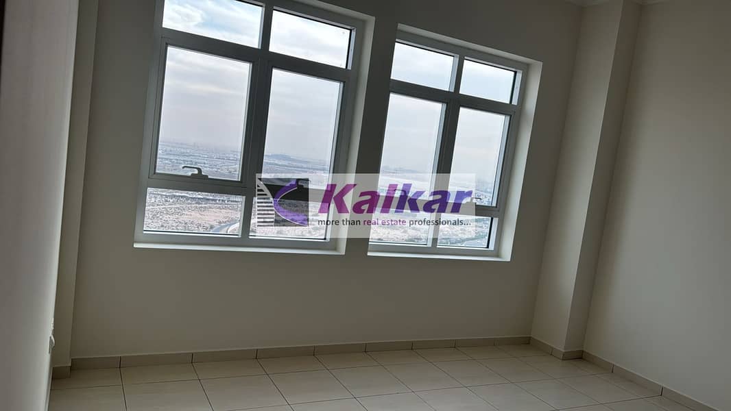 Spacious 3 B/R | Prime location | Unfurnished