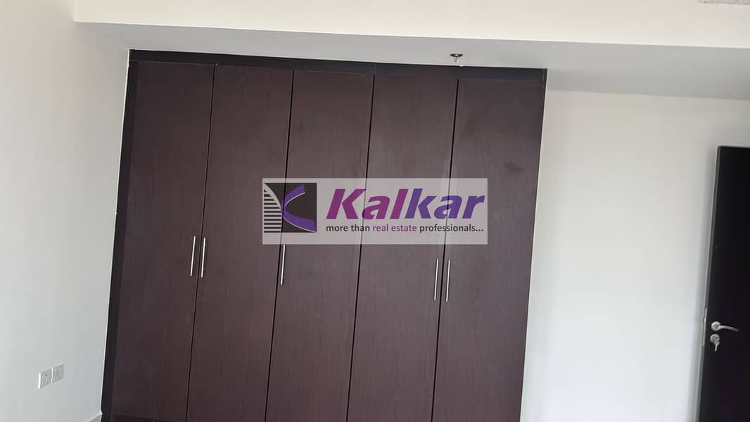 Spacious 3 B/R | Prime location | Unfurnished - Image 10