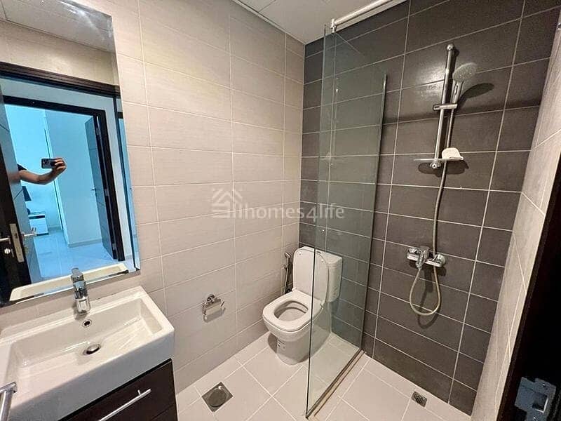 3BR Townhouse | Modern Layout | Best Deal - Image 10