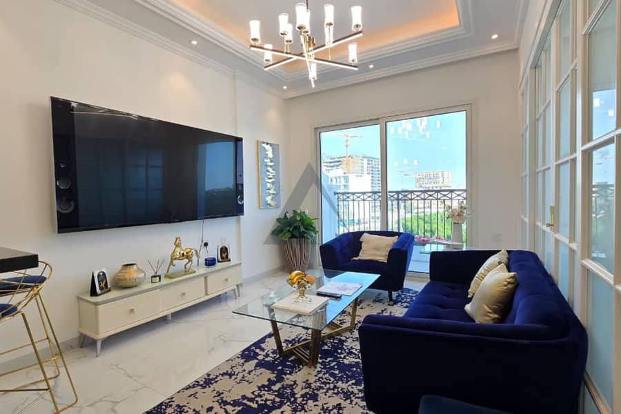 Elegant 3 Beds | Upgraded Unit | Prime Location - Image 7